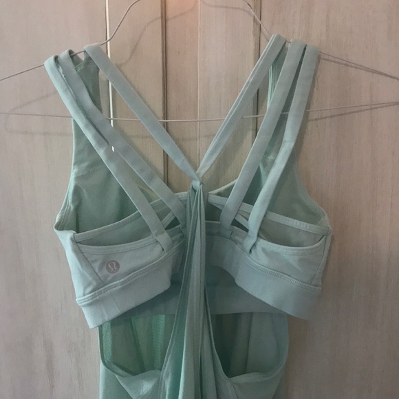 Lulu lemon tank - Picture 3 of 5